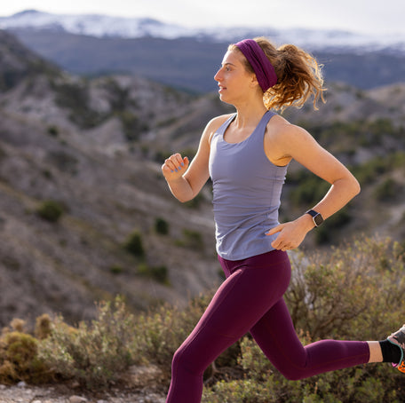 Womens high-performance leggings for active outdoors