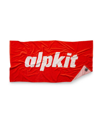 products/alpkit-towel_fd5d6861-1150-4b72-ba6a-1c763a2b4438.jpg