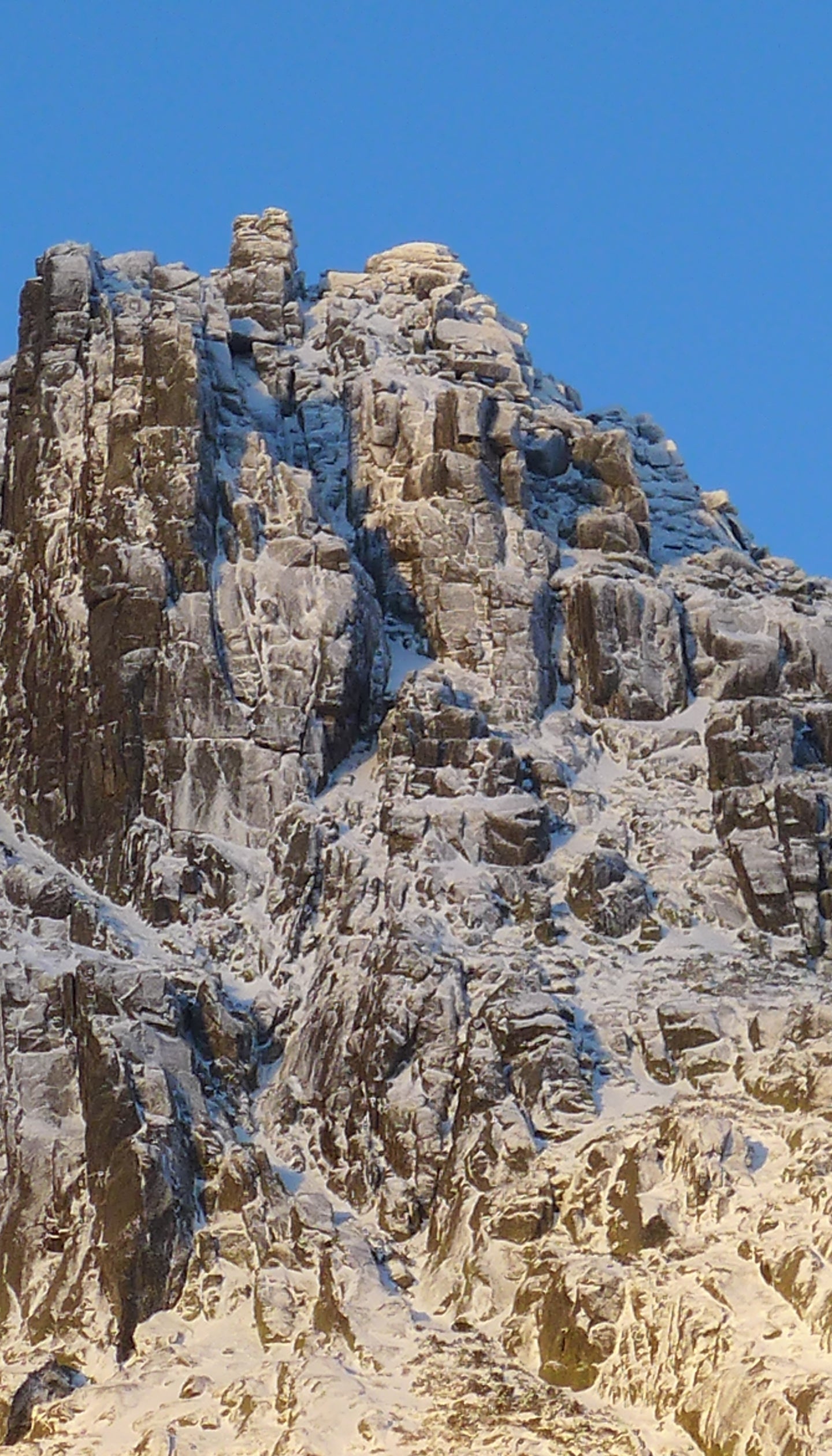 The 'Unrepeatable' | Ice Climbing in the Serra da Estrela