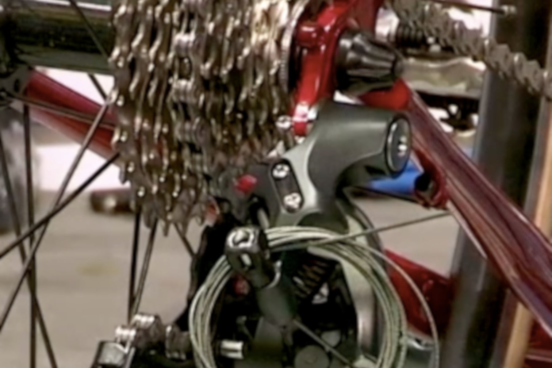 How to deal with a snapped rear gear cable whilst out riding - Alpkit