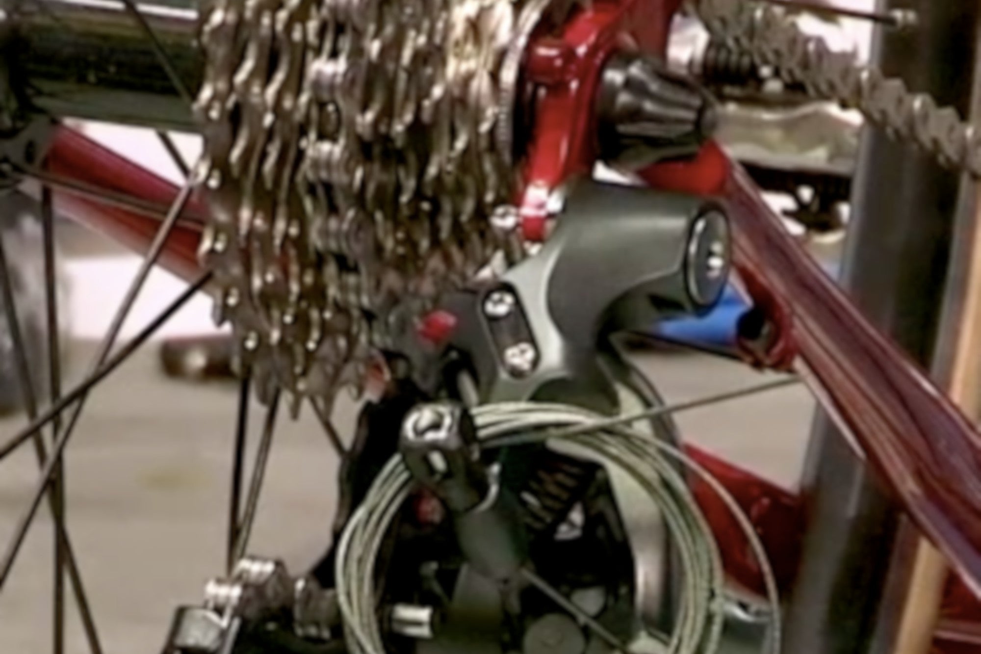 How to deal with a snapped rear gear cable whilst out riding - Alpkit