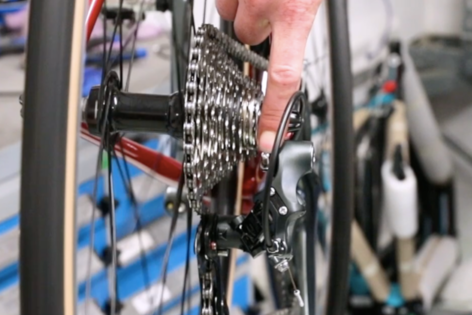 How to adjust a rear derailluer - Alpkit