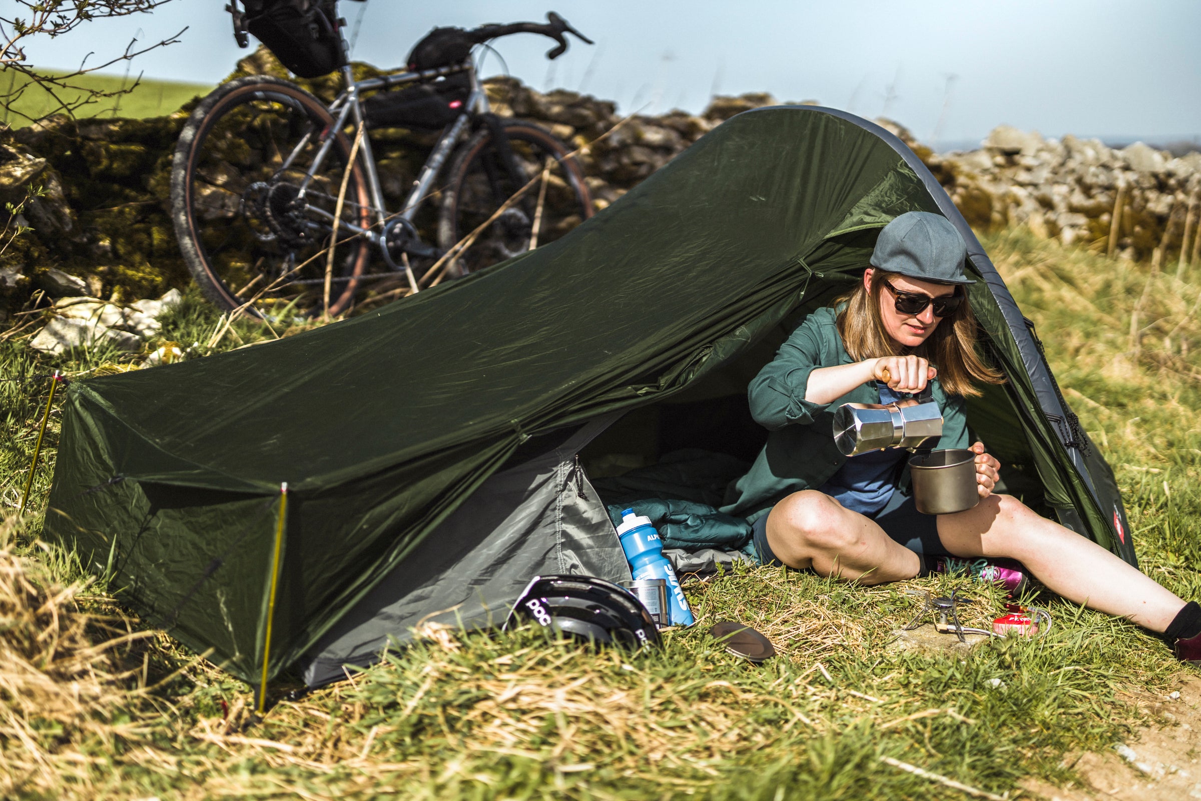 Lightweight bikepacking tent