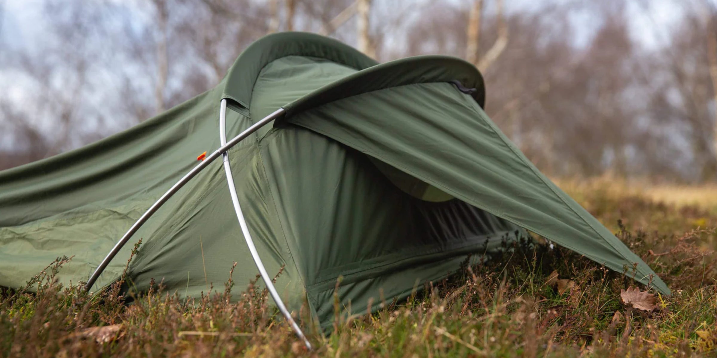 Spacious hooped bivvy