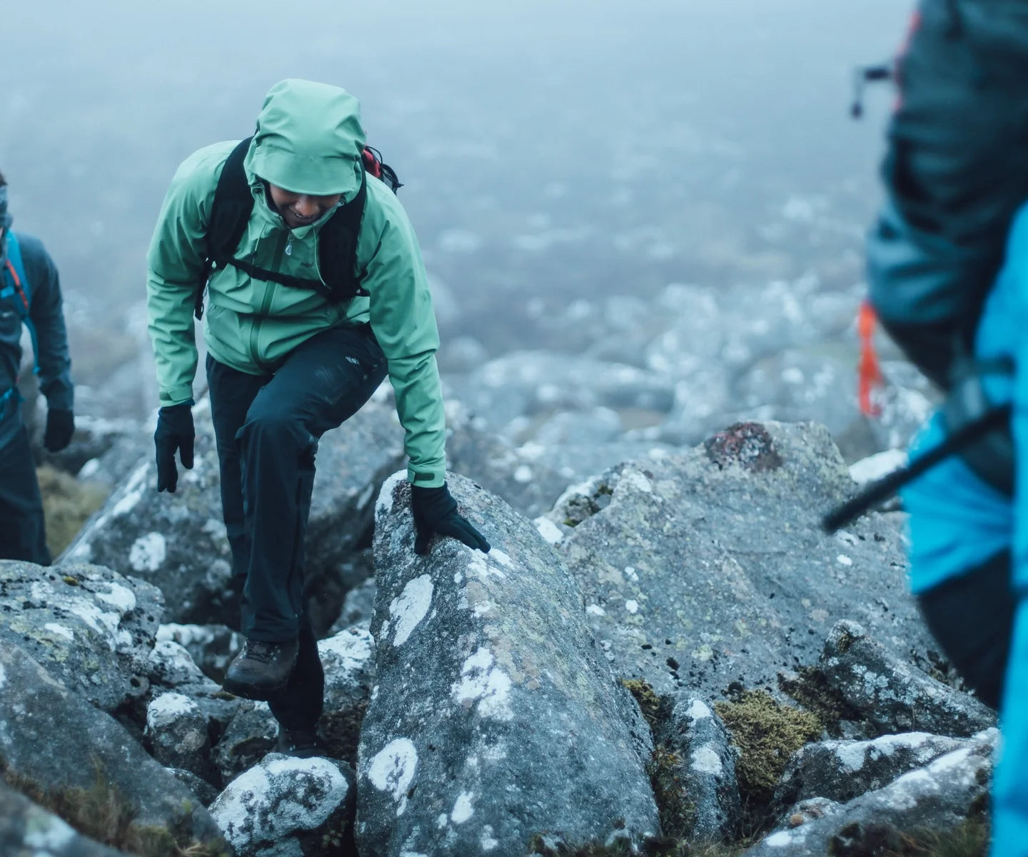 Leather vs Synthetic Walking Boots: Which Should You Choose?