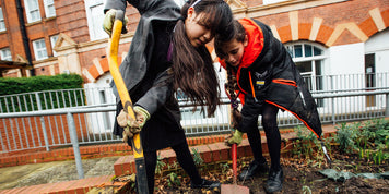 Green Schools Project help explore and connect with nature