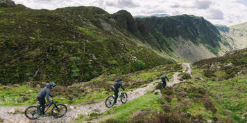 Hardtail vs Full Suspension Mountain Bikes