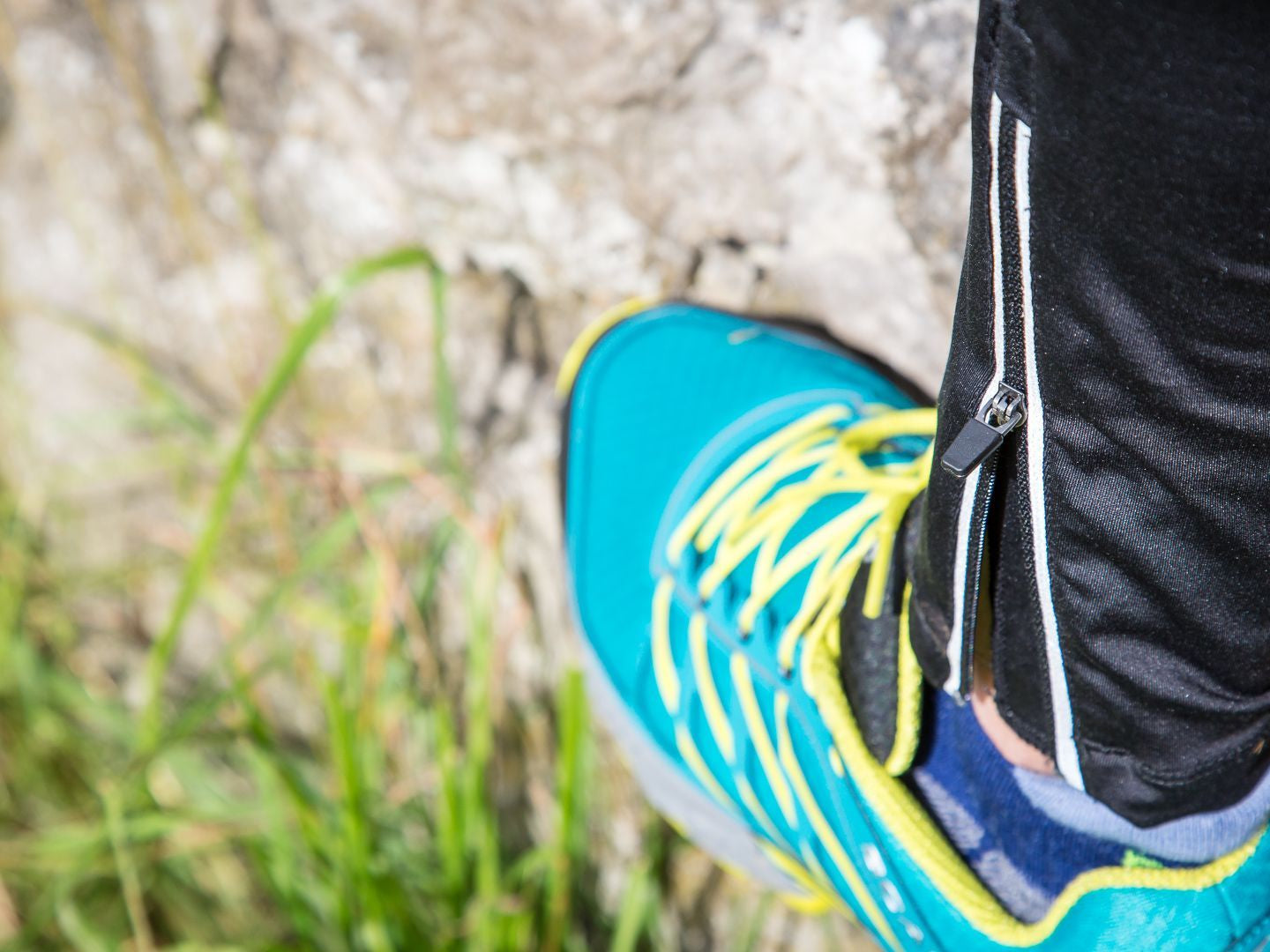 Lightweight trail tights for running