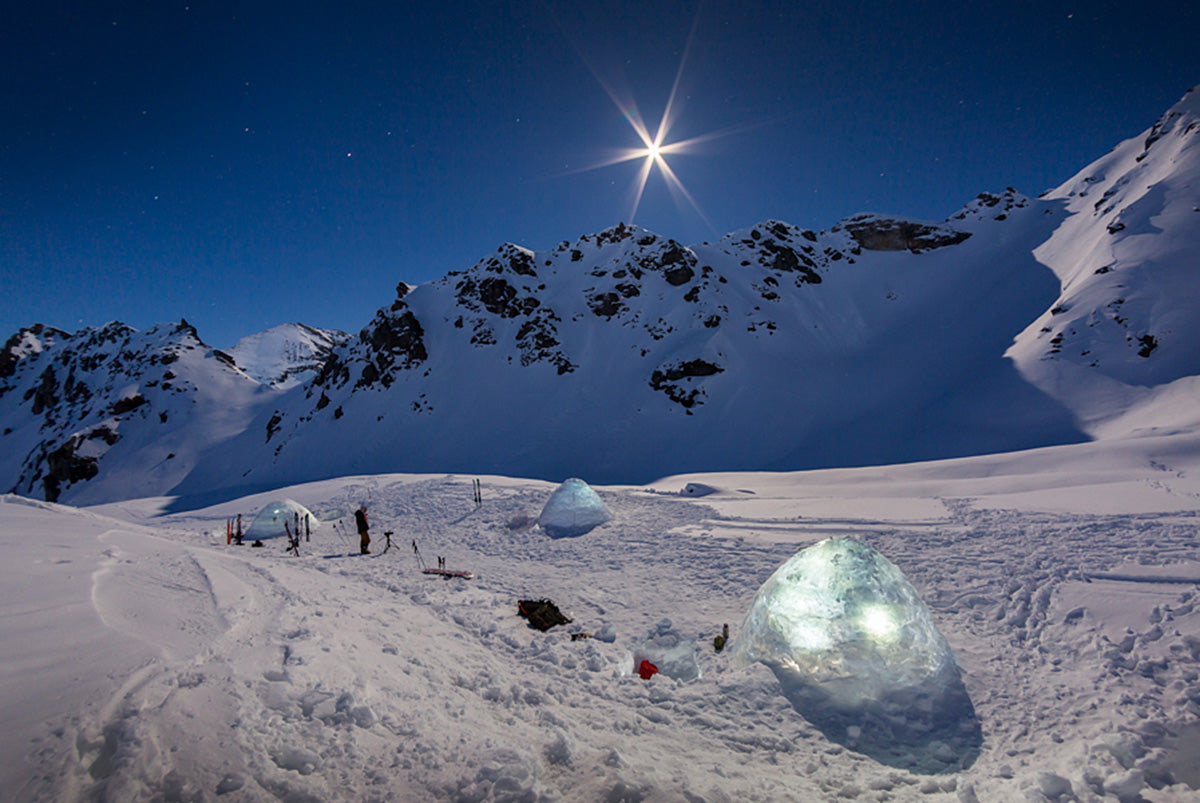Ed Leigh builds an Alpine Igloo
