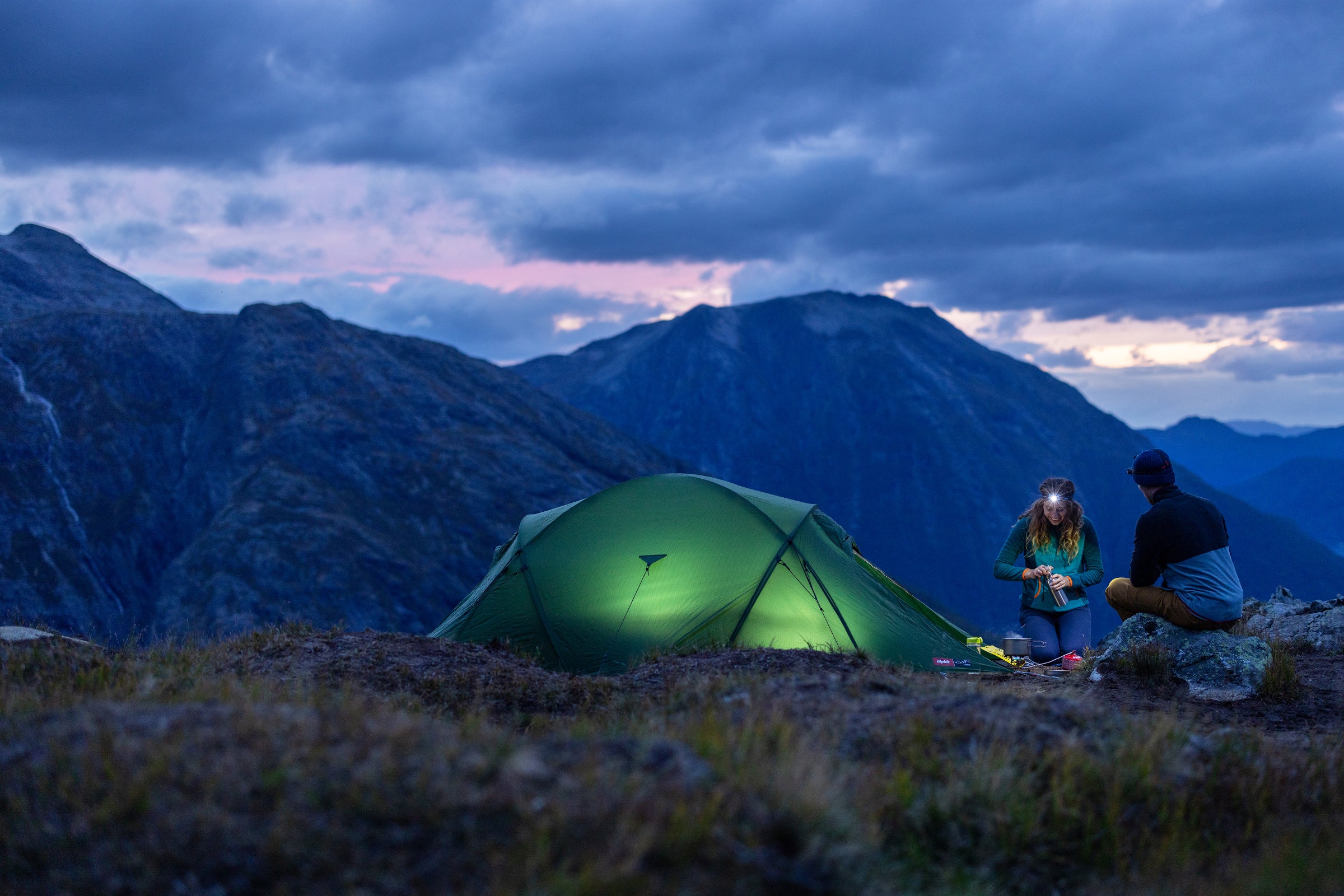 Geodesic mountain tent