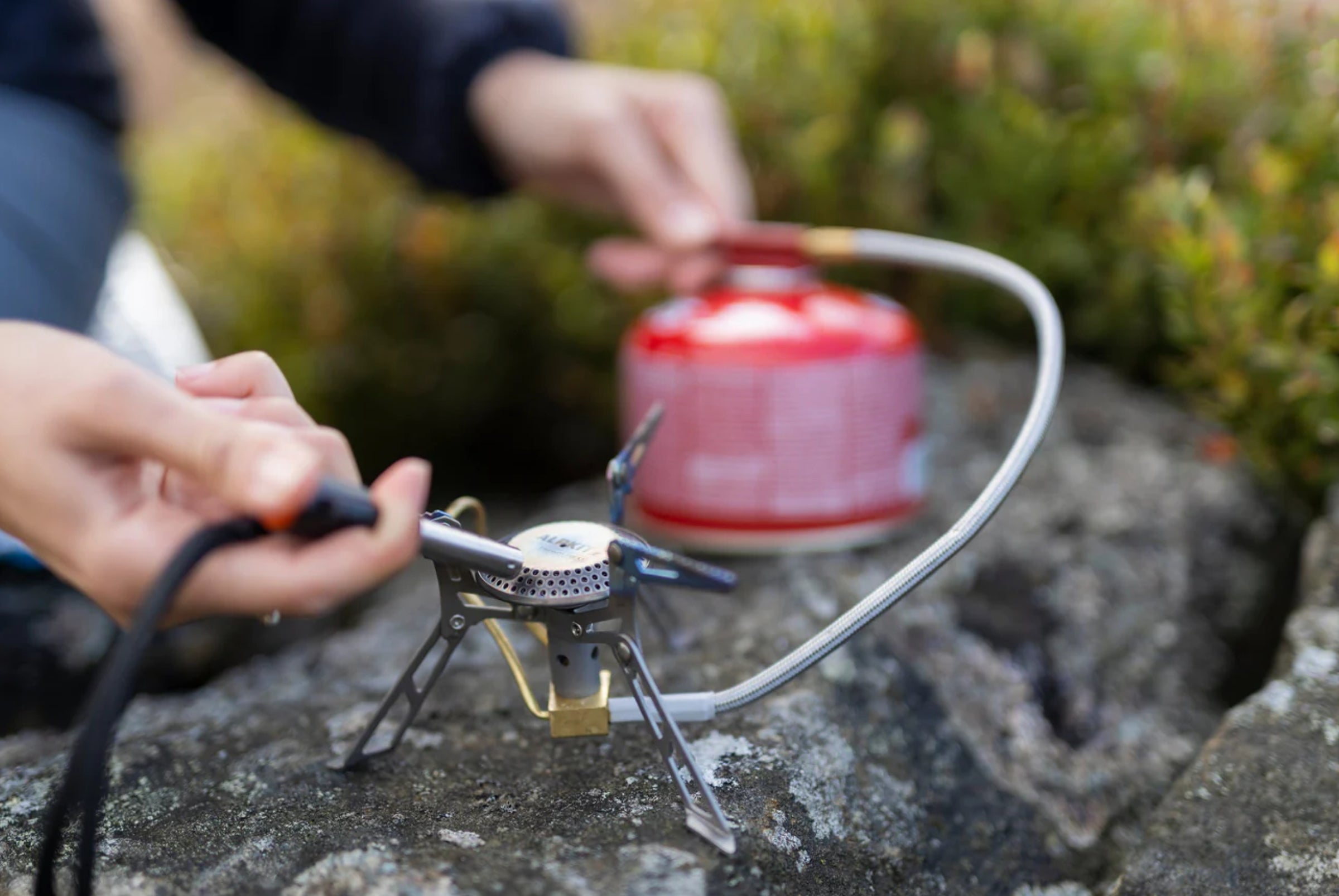 Koro lightweight camping stove with Piezo ignitor