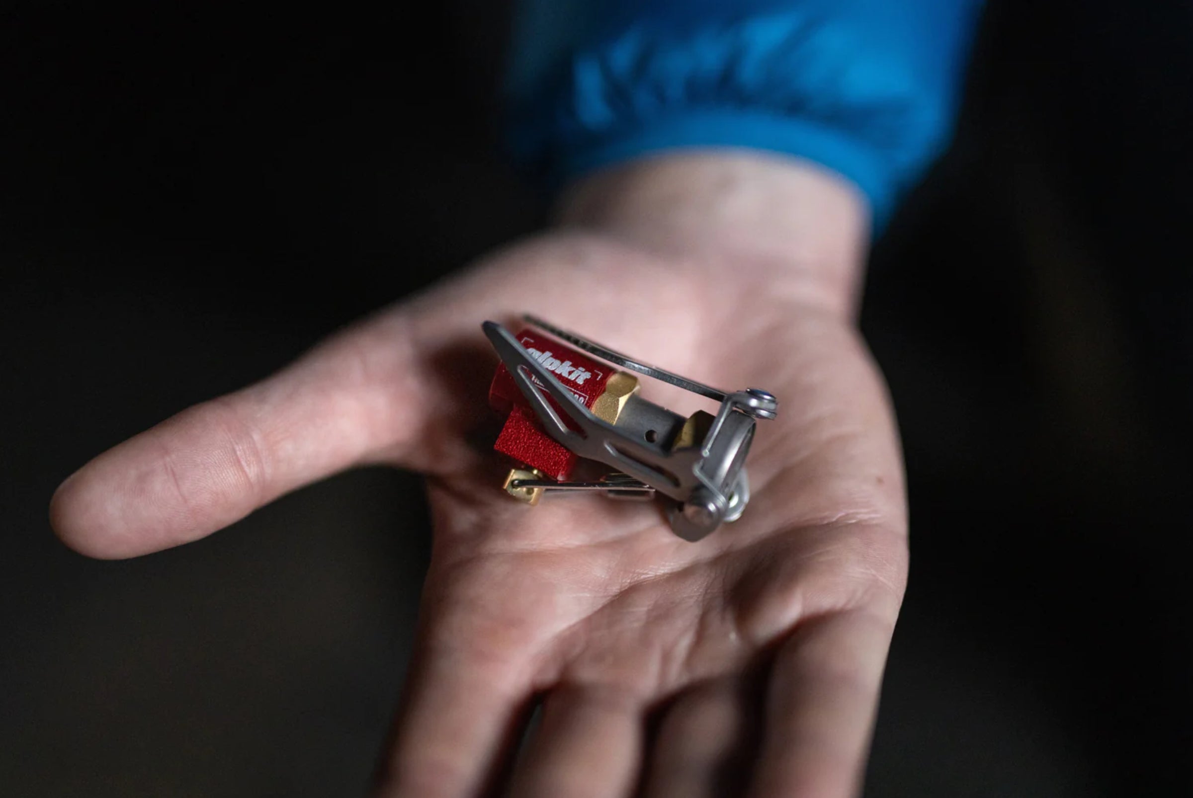 The amazing small size of the Kraku lightweight camping stove
