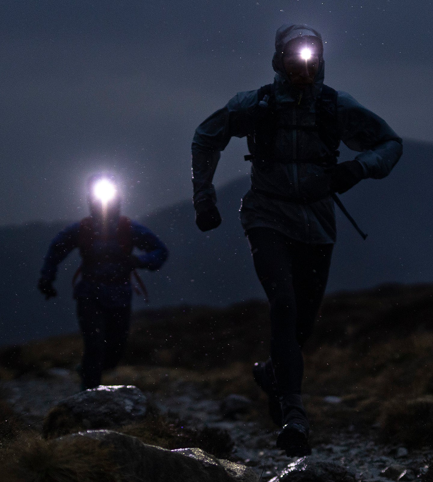 Night running with head torches