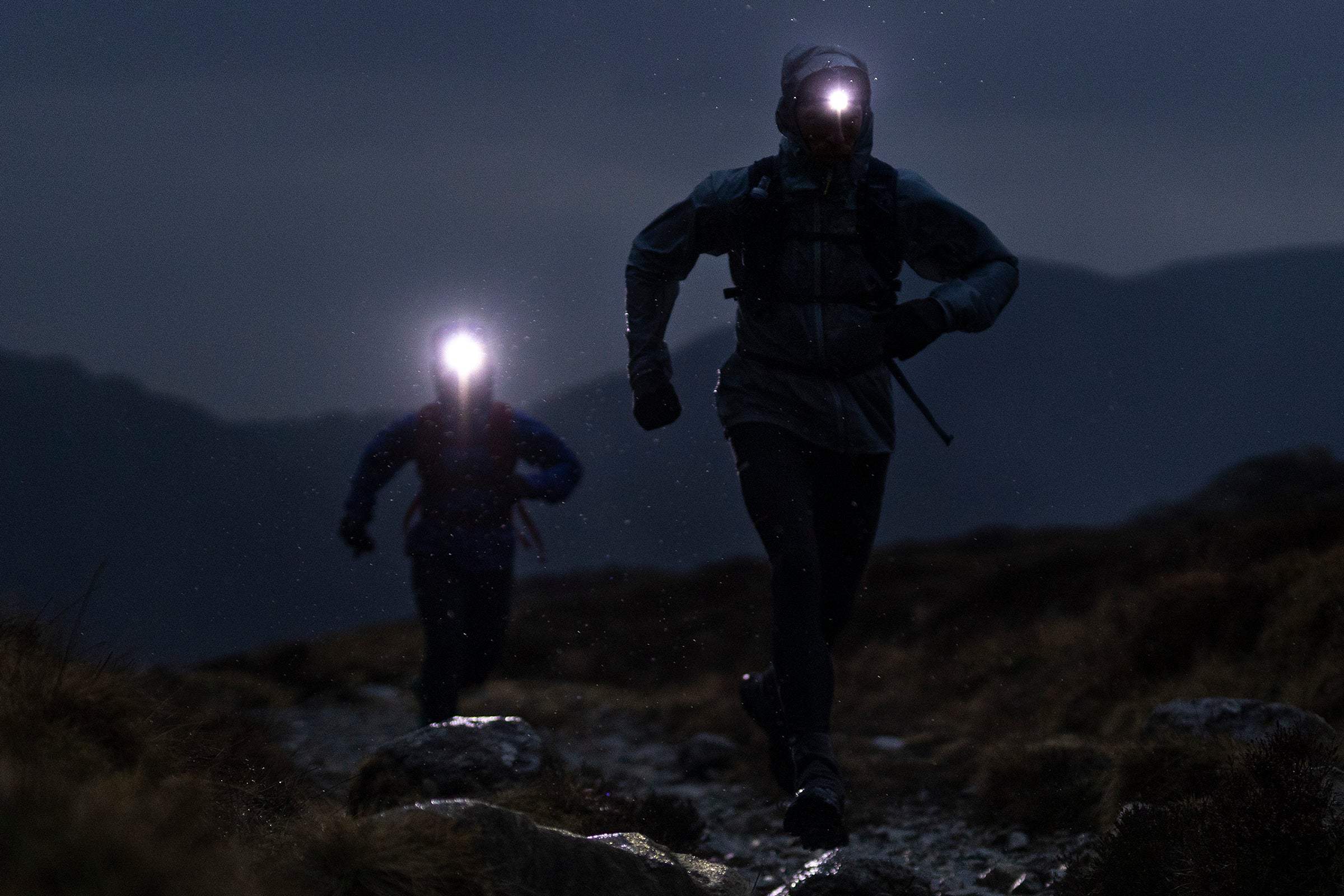 Night running with head torches