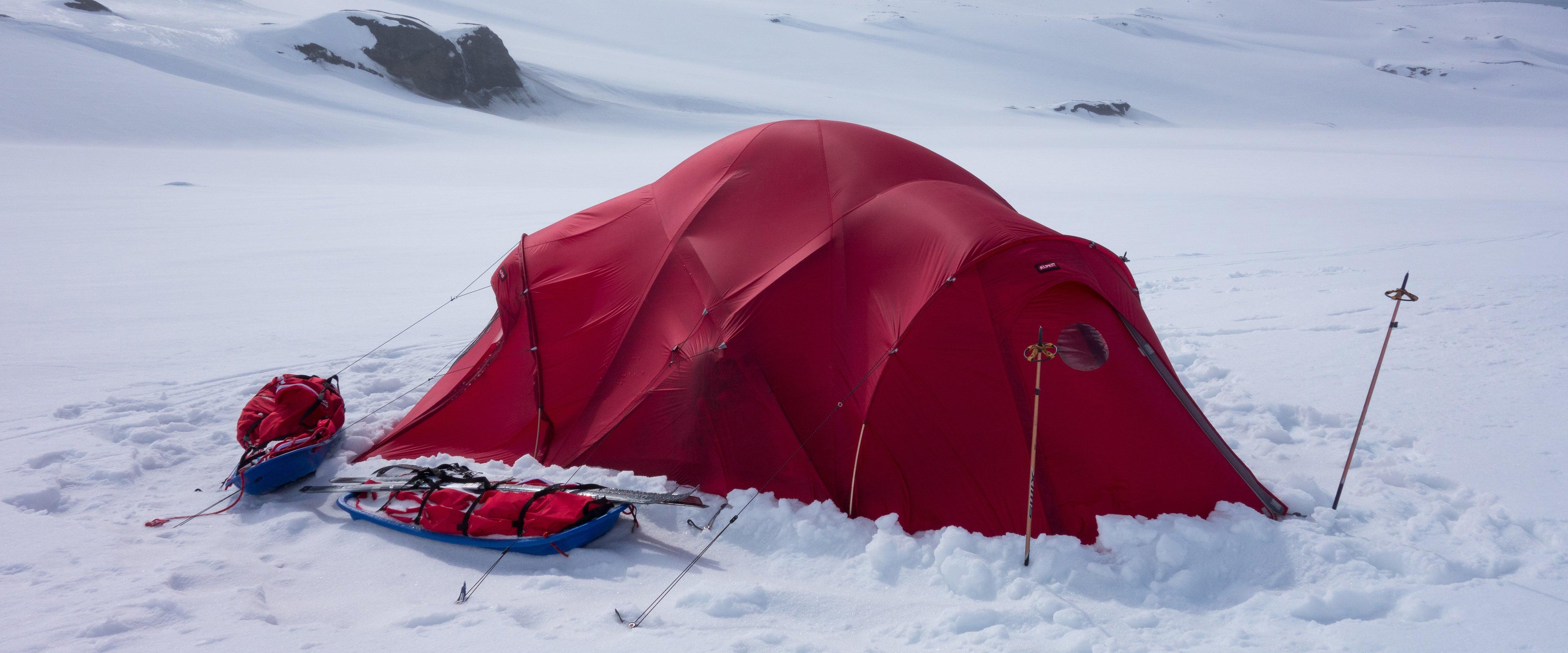 The Ultimate Guide to Winter Camping