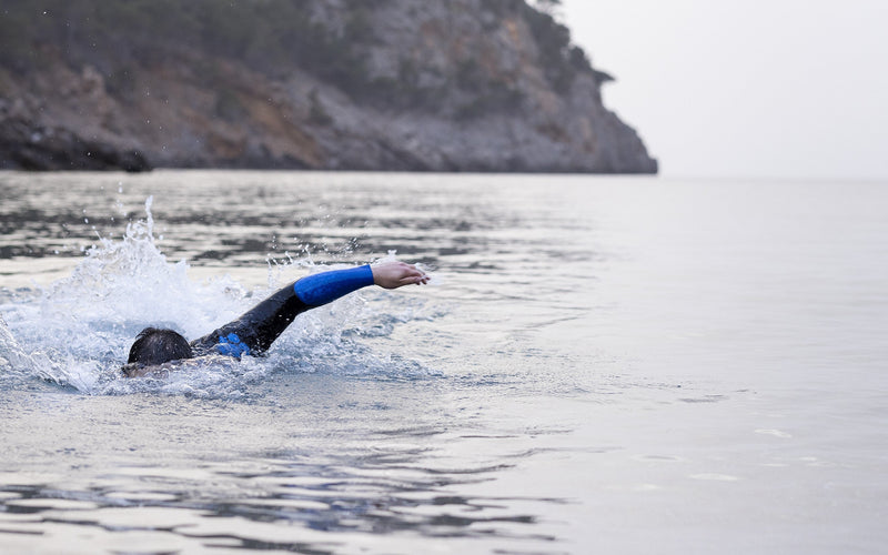 Outdoor swimming wetsuit designed for unrestricted arm movement
