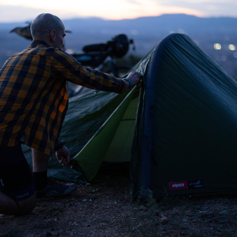 inflatable one man tent Aeronaut 1 Inflatable Air Pole 1-Person Bikepacking Tent