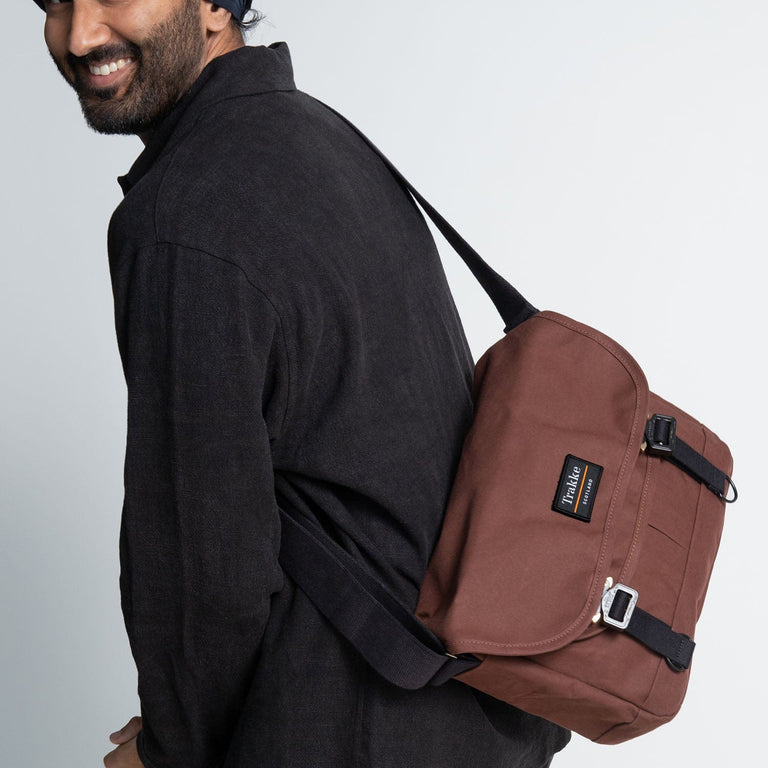 Trakke Bairn Messenger
