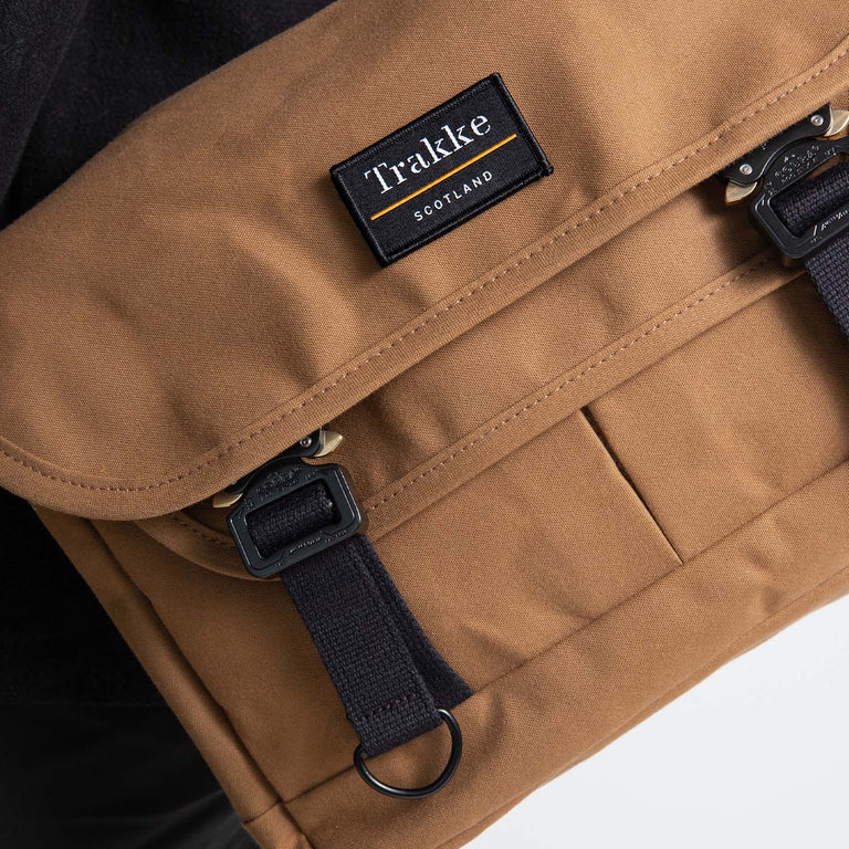 Trakke Bairn Messenger