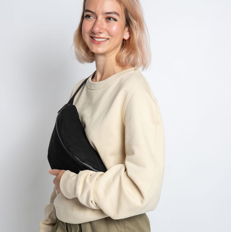 Trakke Banana Crossbody Bag
