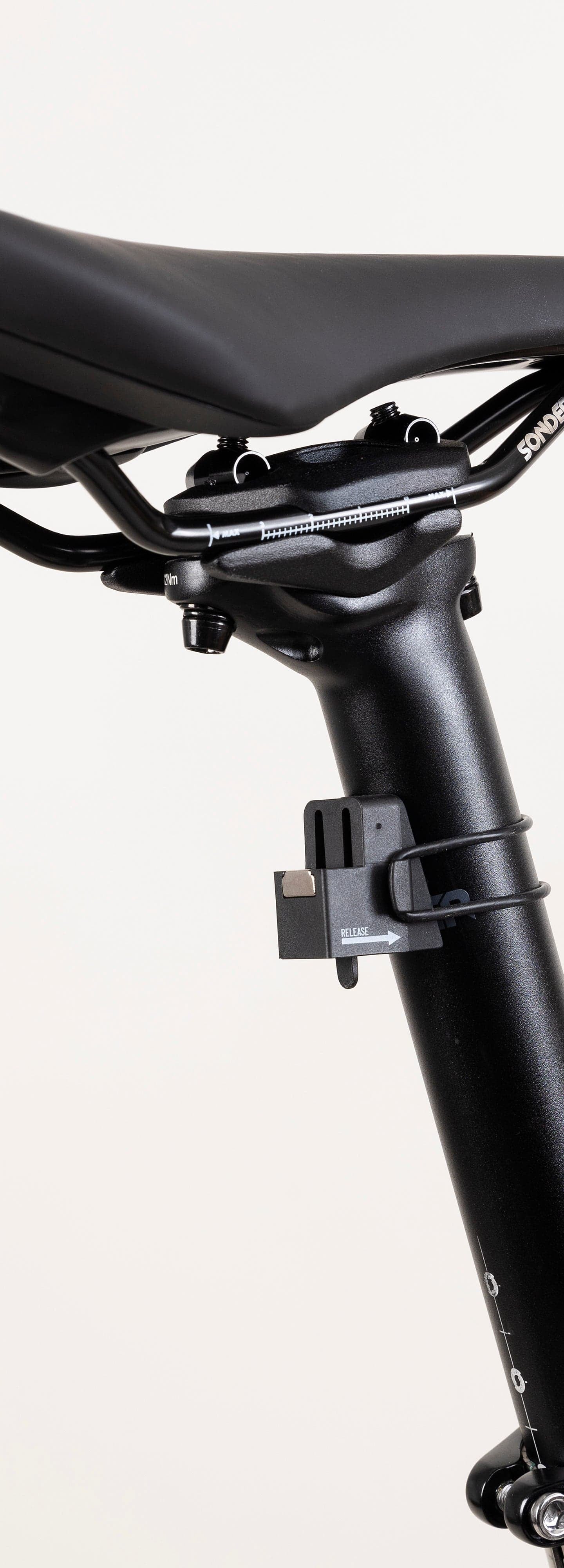 Halo Rear Led Bike Light with Braking mode Sonder