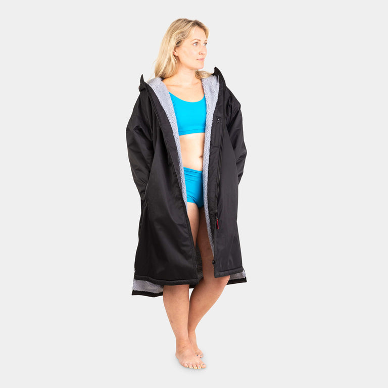 alpkit haven dry robe changing robe in black - closed