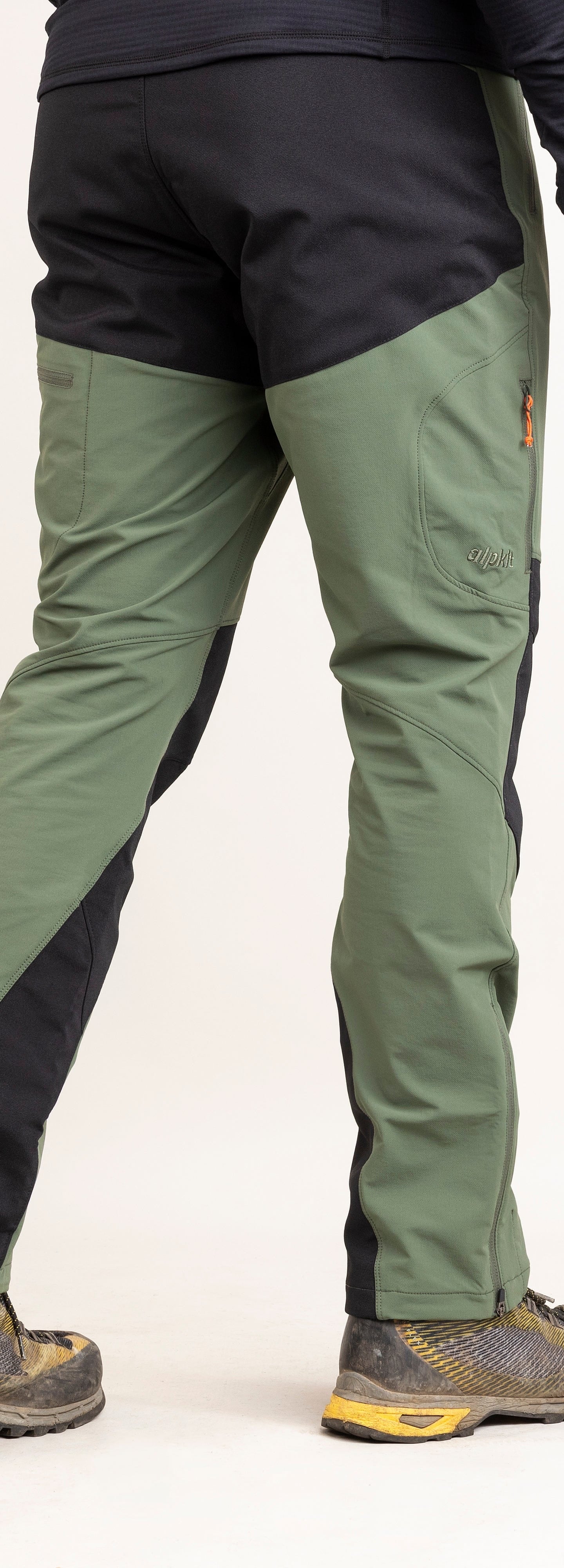 Ardent  Men's Softshell Mountaineering Trousers