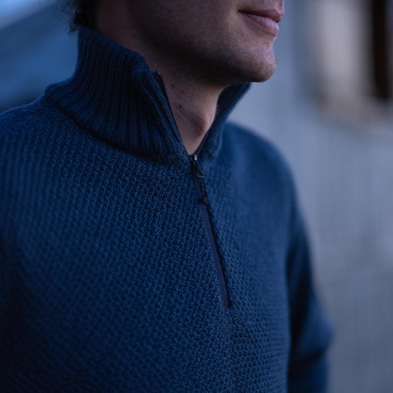 Men's Norge Half-Zip wool jumper in Outerspace