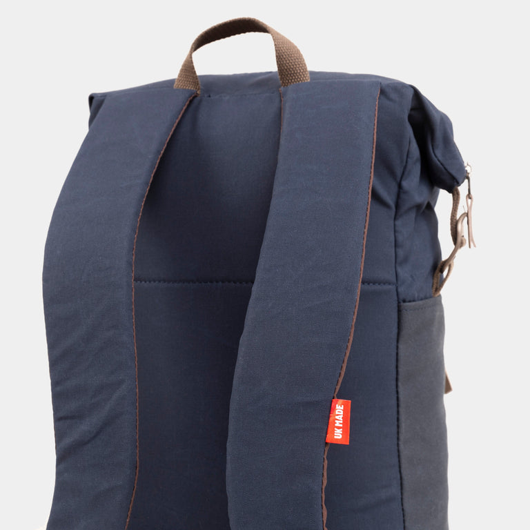 alpkit palm backpack in navy blue straps - closed