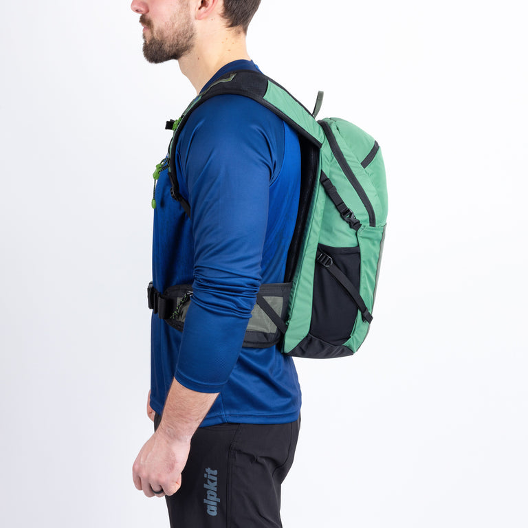 Skytrail 14L