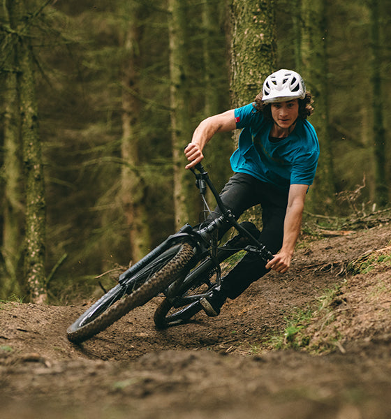Winter cycling trousers - everything you need | ROSE Bikes