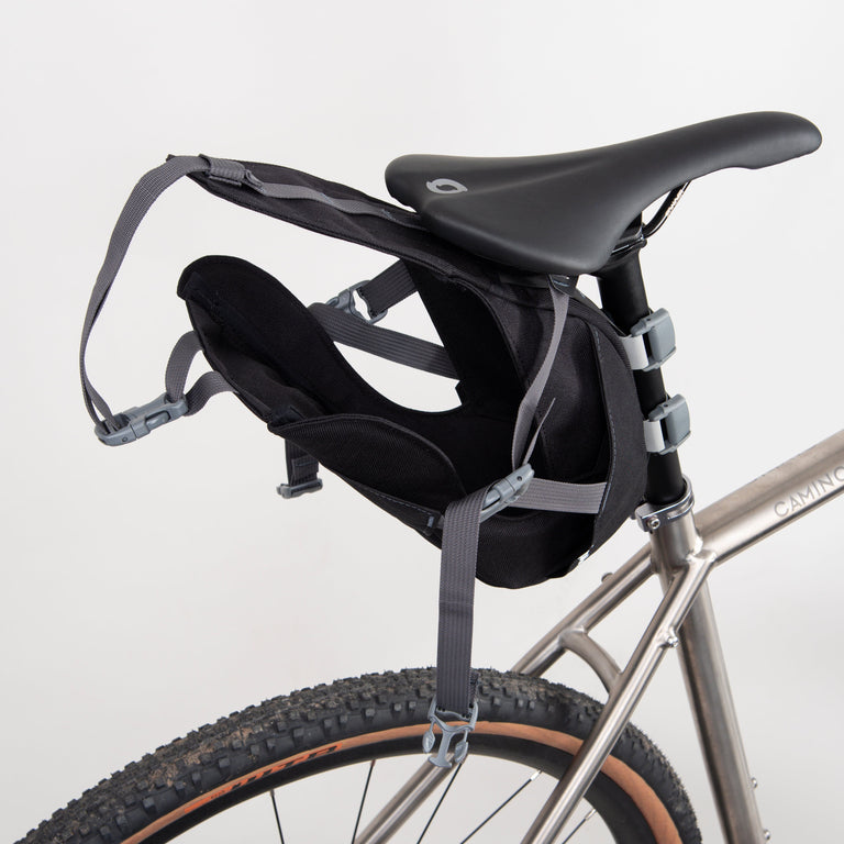 alpkit big papa 17 litre seatpack harness for bikepacking rear - closed