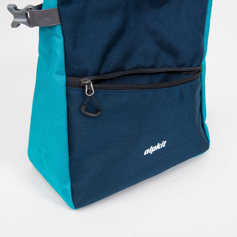 alpkit boulder bucket chalk bag in blue lagoon zipped pocket