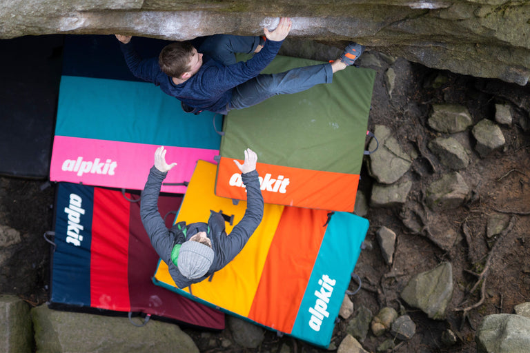 alpkit thud bouldering mat taco style boulder pad - action