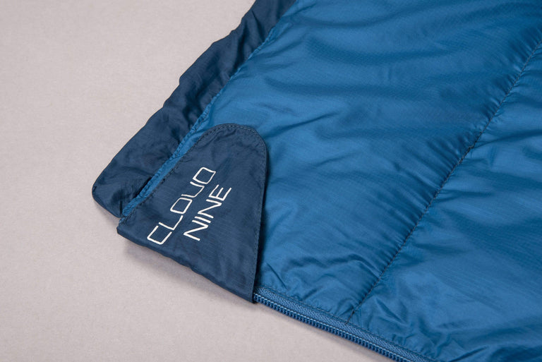 Alpkit cloud nine sleeping bag in nemo zipper logo