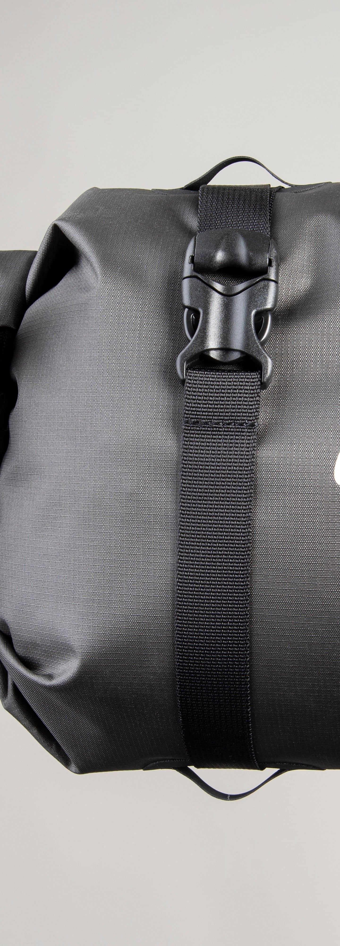 Deluge Lightweight Waterproof Handlebar Bag 13L