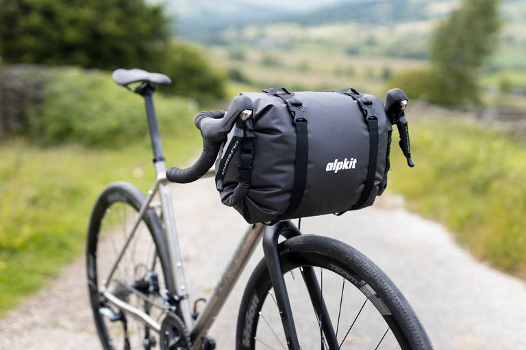 Deluge Handlebar Bag 20L