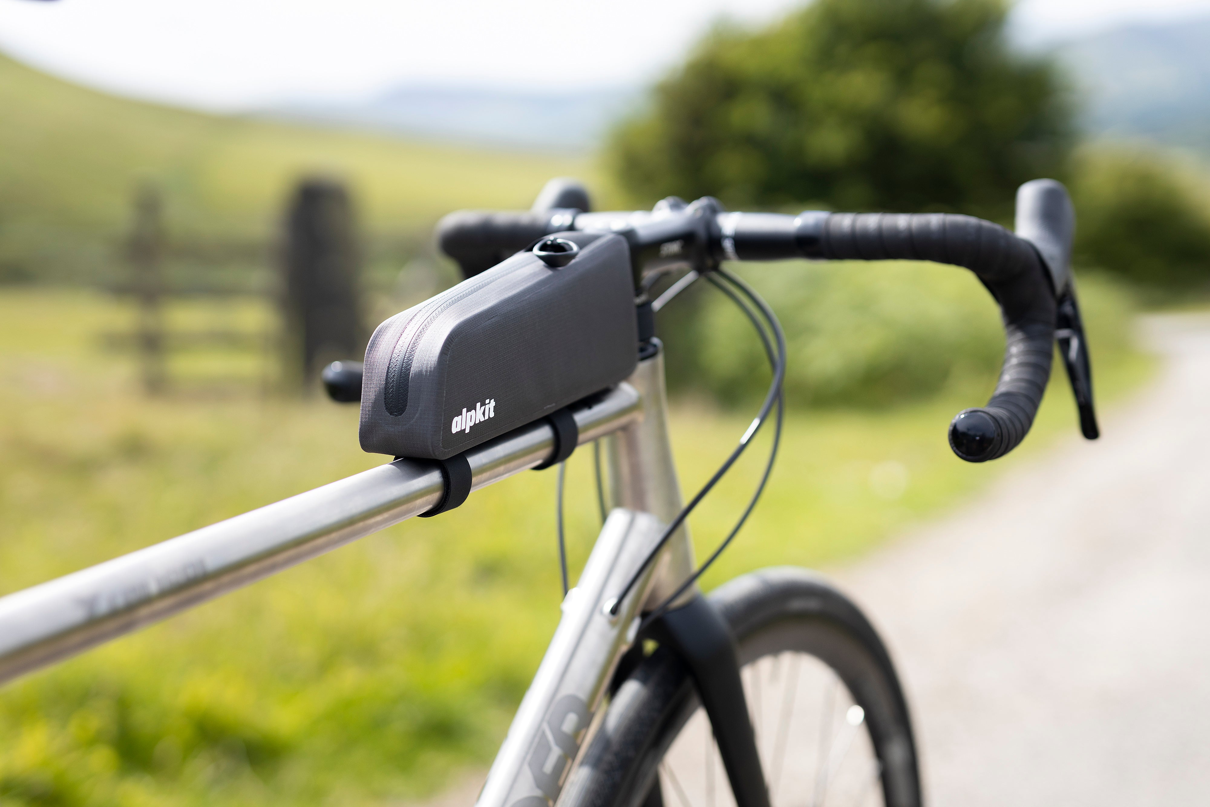 Deluge lightweight waterproof Top Tube Bag 0.65L