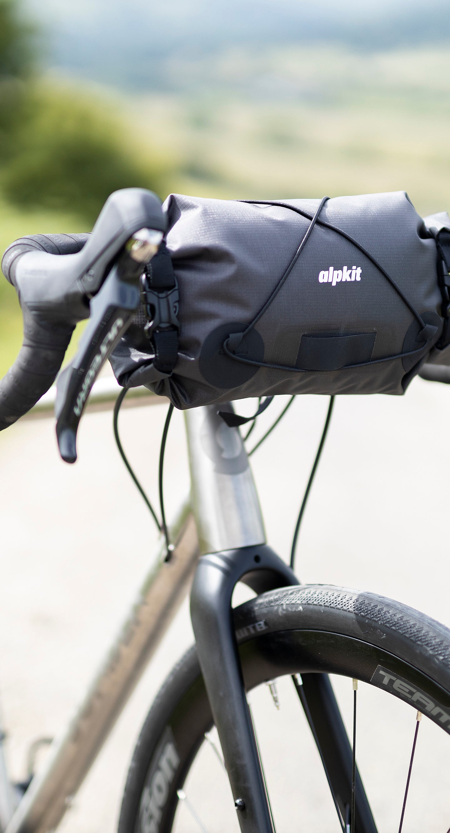 Deluge 3L Lightweight Small Waterproof Handlebar Bag