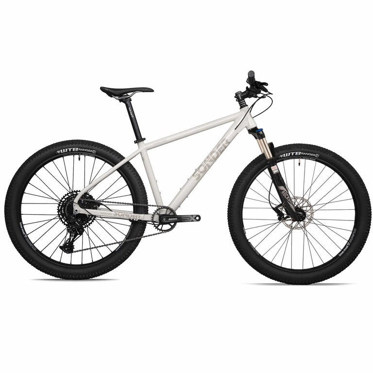 Sonder Frontier SX Eagle Recon Hobo 29er mountain bike in white crayon