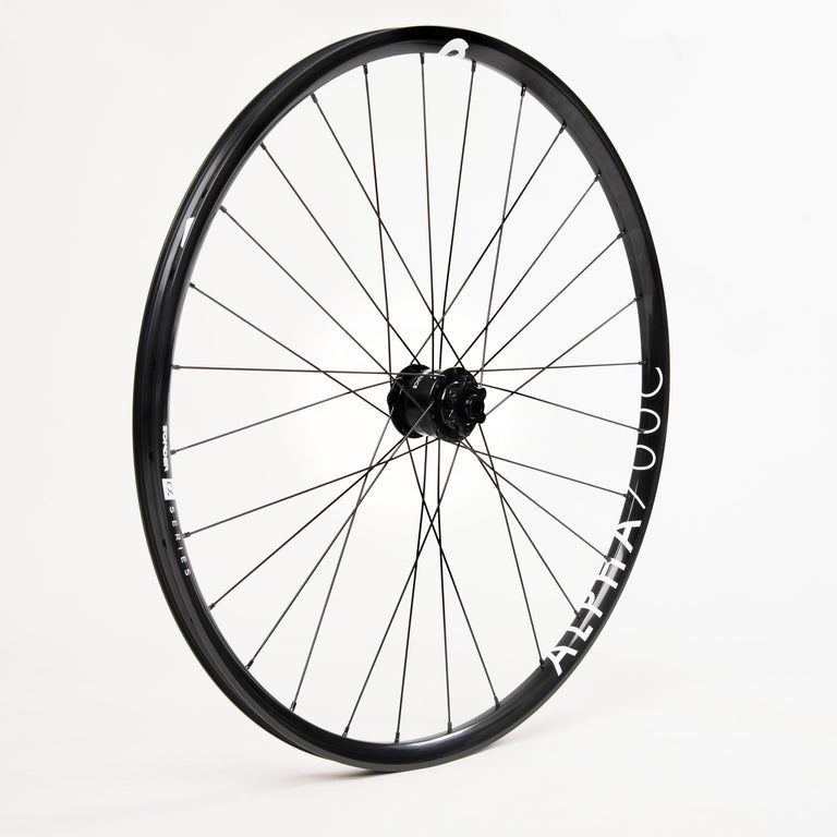 Sonder Alpha 700c Dynamo Wheelset