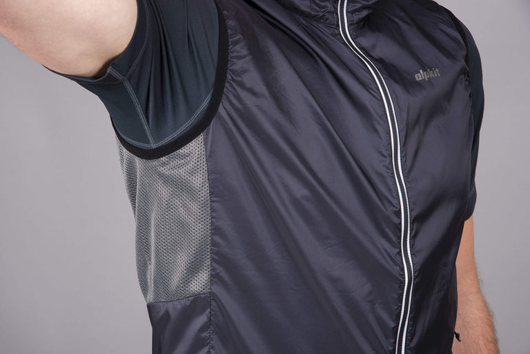 mens arro vest in tarmac mesh - closed