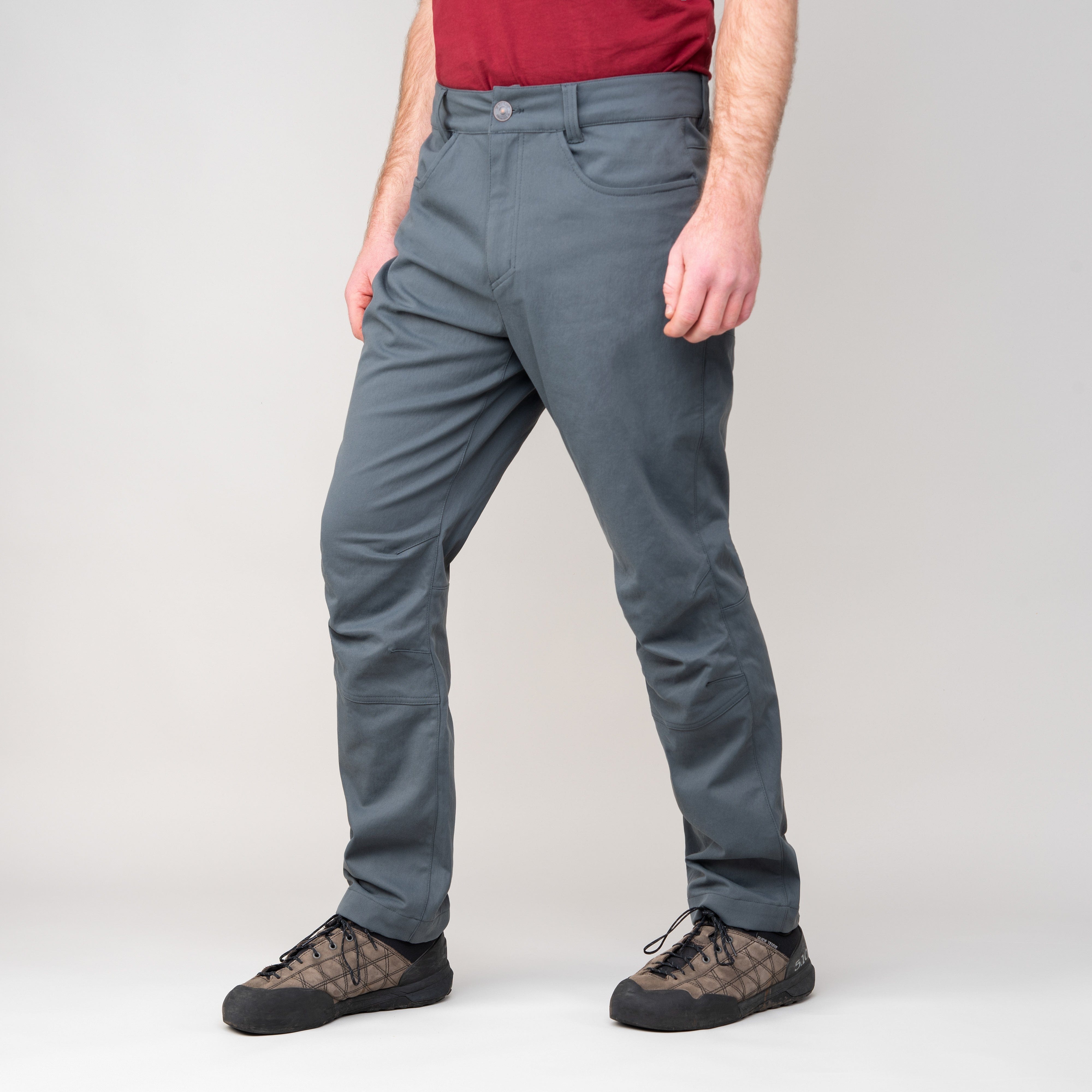 Trousers that lie about the real size of a mans waist  Daily Mail Online