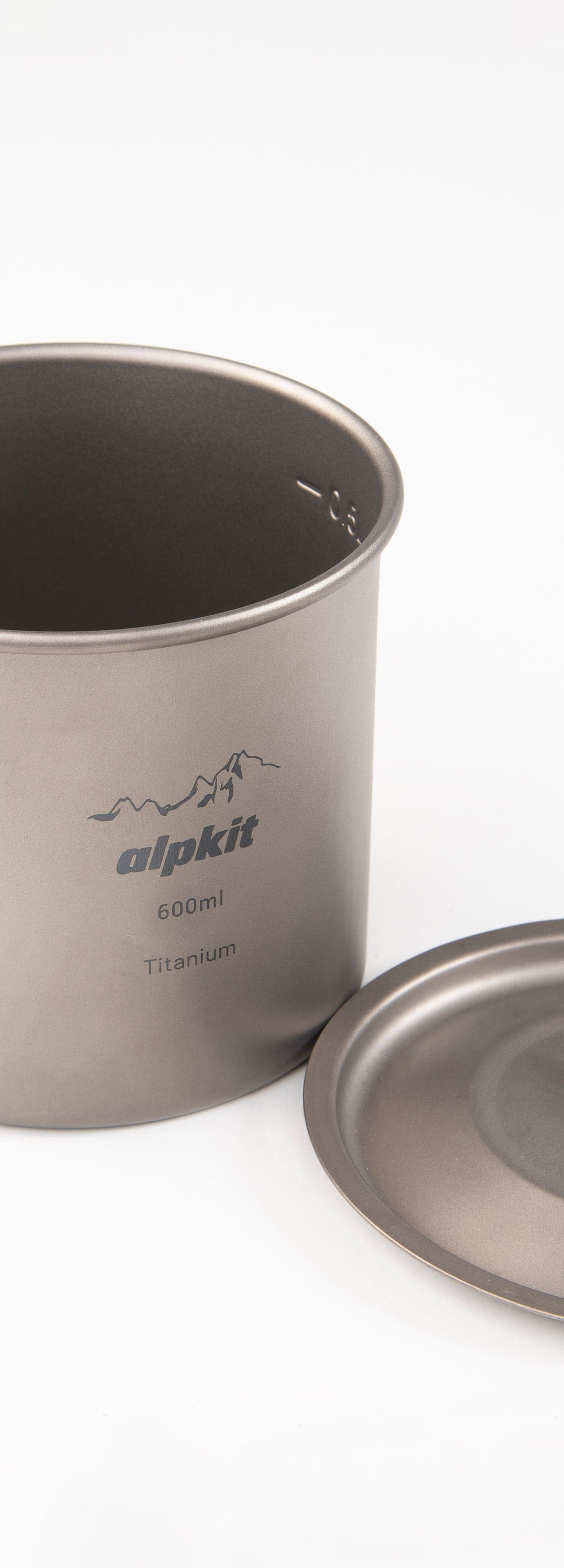 alpkit mytimug 600 titanium cooking pot and lid 