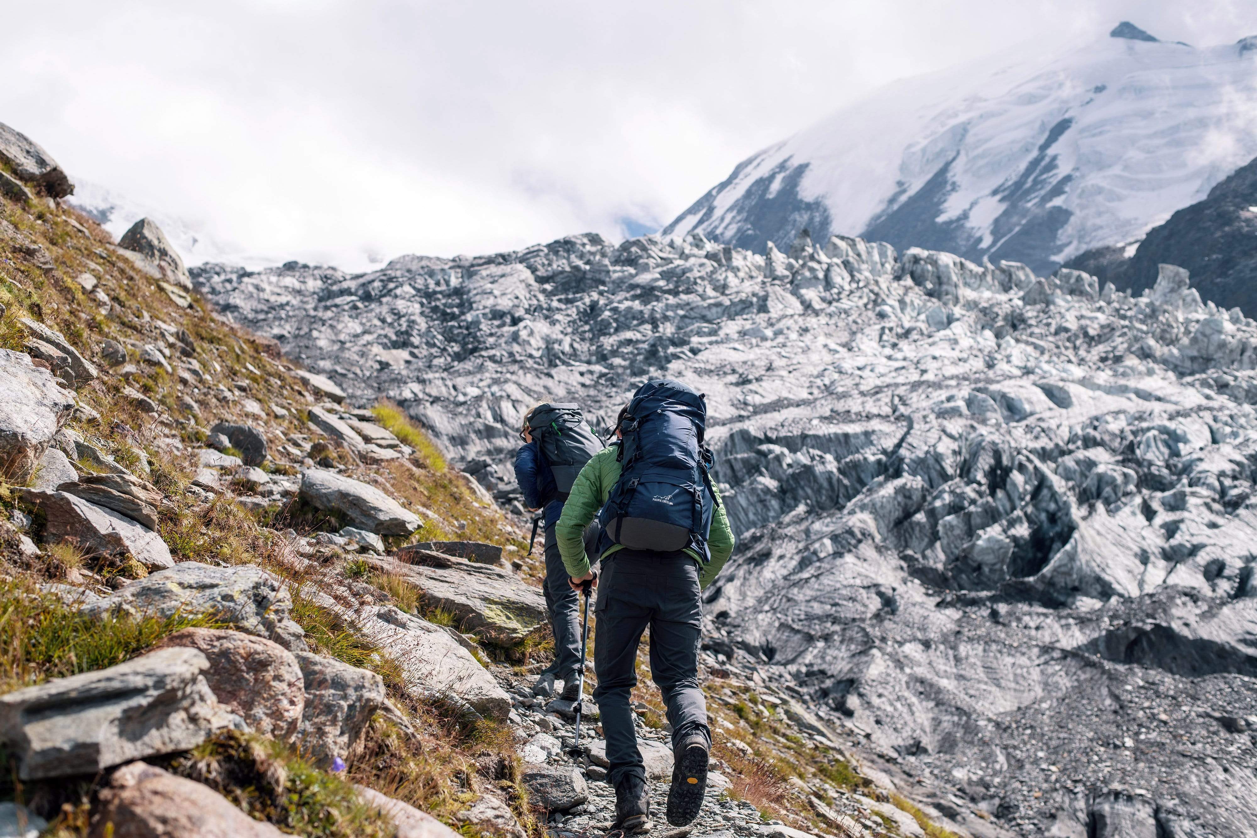 Ozark trail 65l outlet backpack