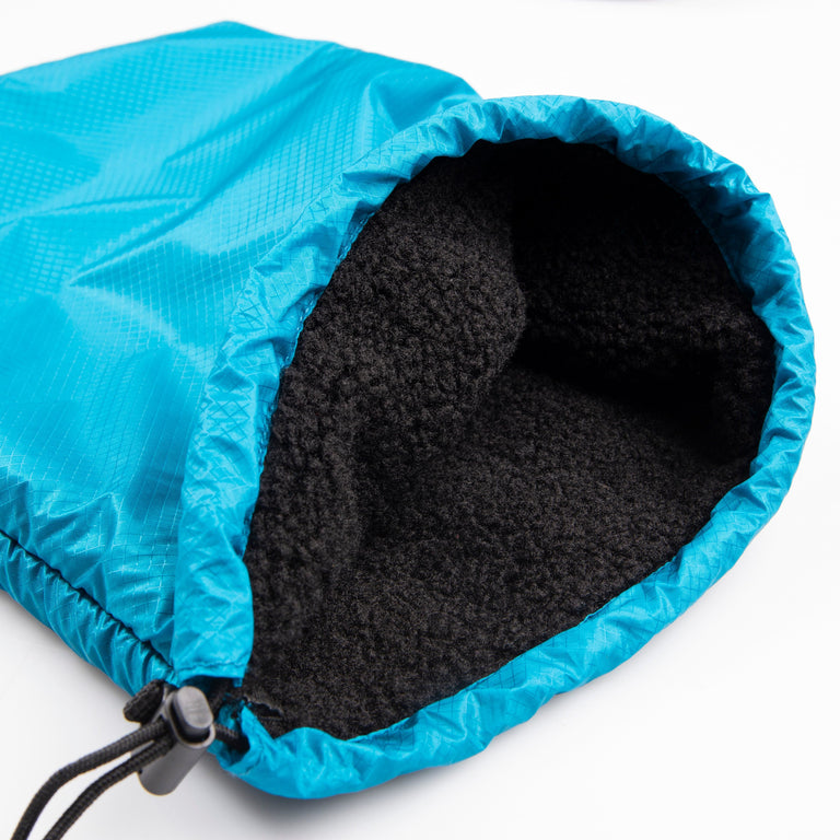 alpkit padded cell 5 fleece lined accessory pouch in blue detail