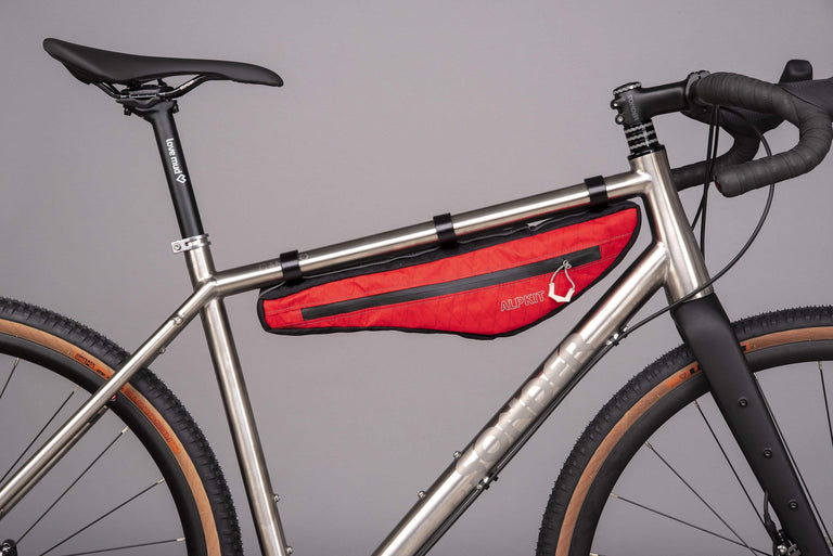 possum framebag in chilli 47 - closed