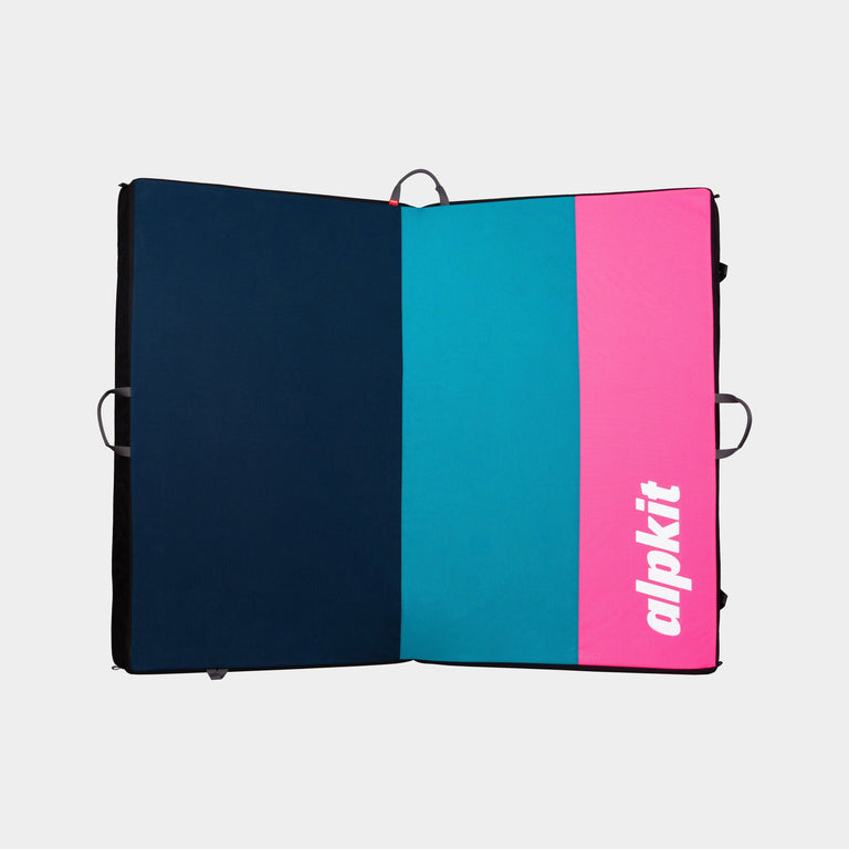 alpkit project large highball bouldering mat boulder pad in blue lagoon