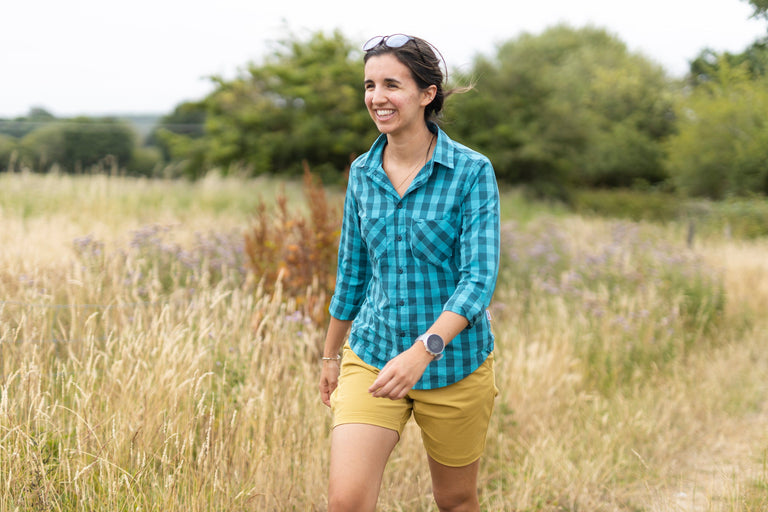 womens mira shirt in surf - action