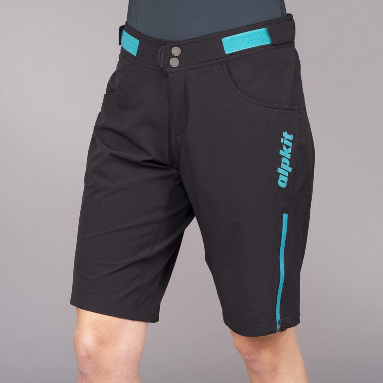 womens floe baggy mountain bike short front - closed